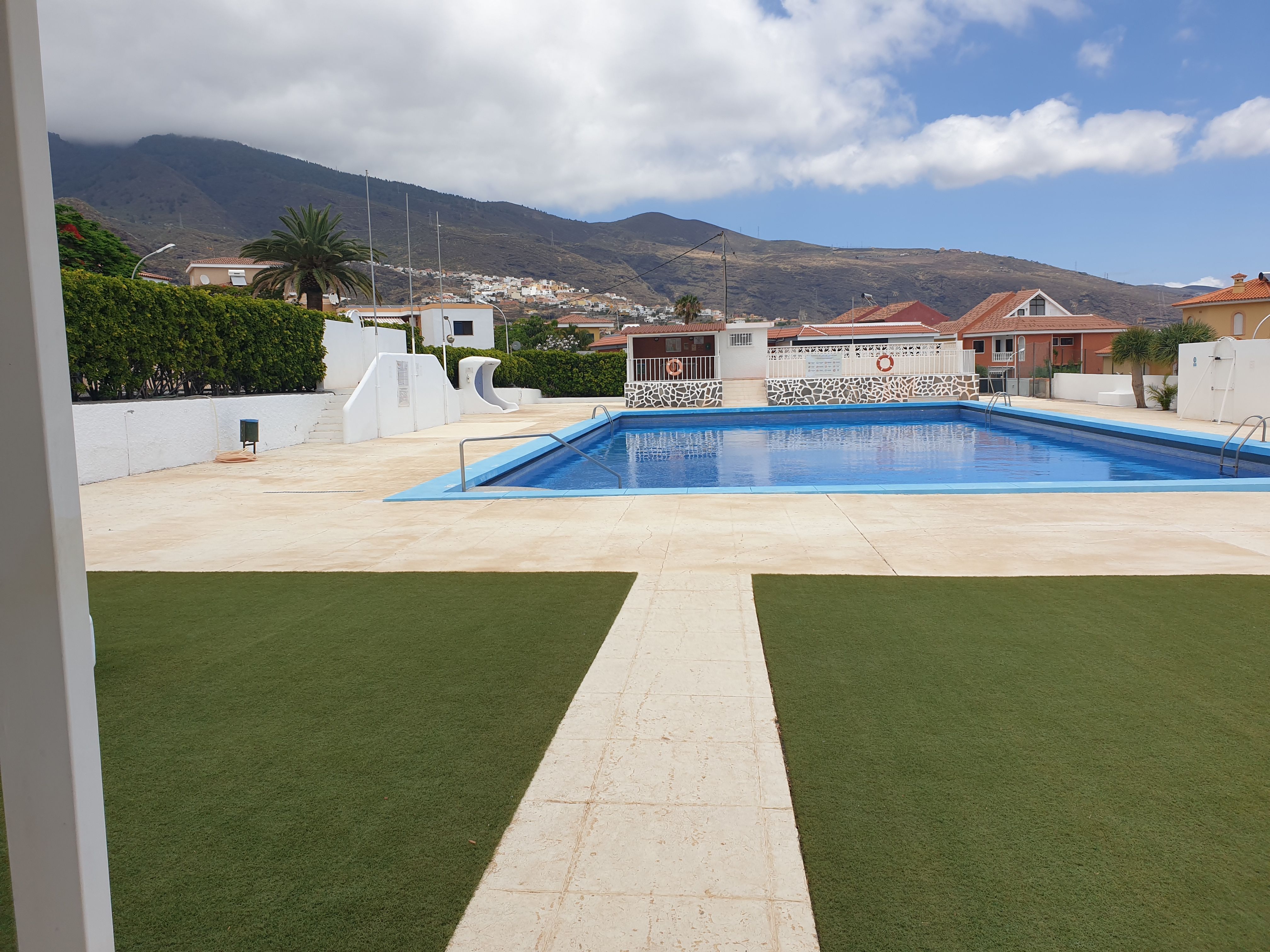 Piscina de Casa o xalet en venda en Candelaria amb Aire condicionat, Jardí privat i Terrassa