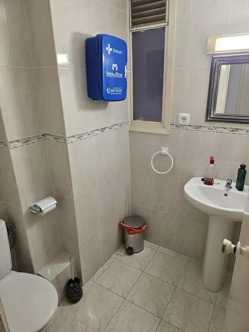 Local comercial de lloguer a Pérez Galdós, imagen 4