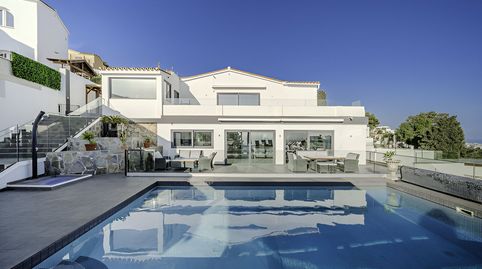 Villa Independiente en venta en Benalmádena