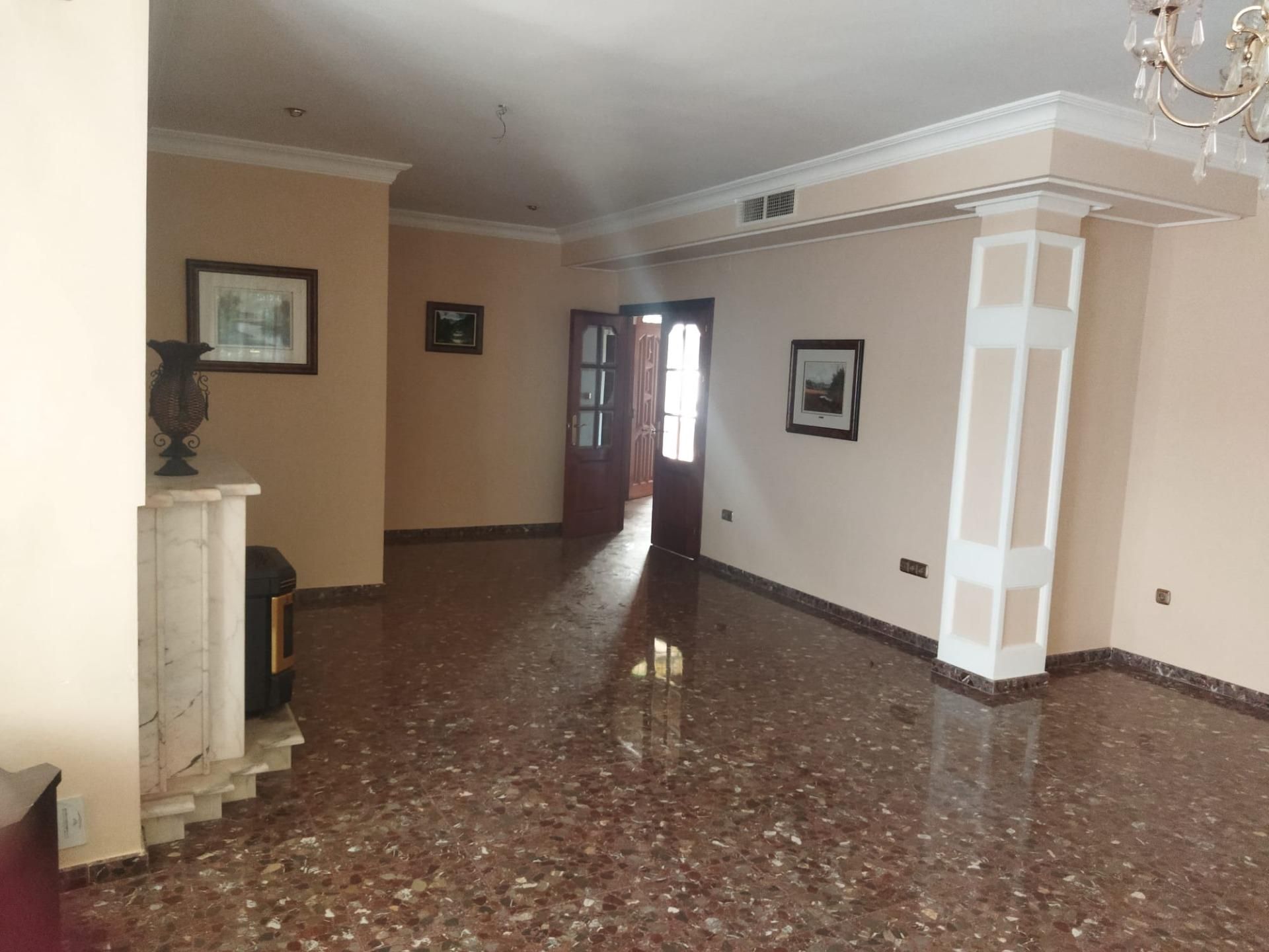House or chalet for sale in  Córdoba Capital  with Air Conditioner, Private garden and Terrace