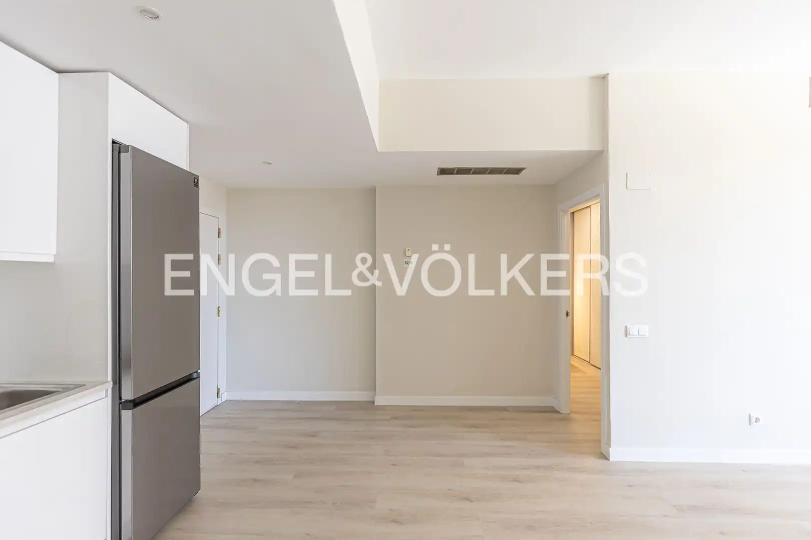 Dining room of Flat for rent in Madrid  with Air Conditioner, Heating and Terrace