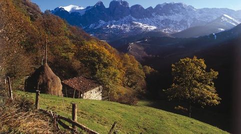 Foto 3 de Casa o xalet en venda a Tuiza de Abajo, Lena, Asturias