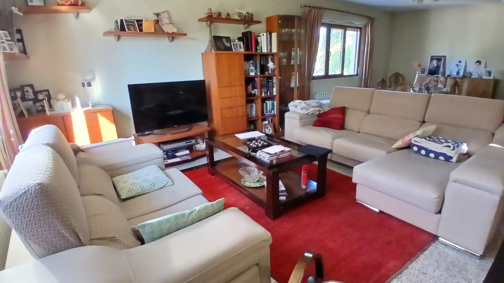 Sala d'estar de Casa o xalet en venda en Collado Villalba amb Calefacció, Jardí privat i Terrassa