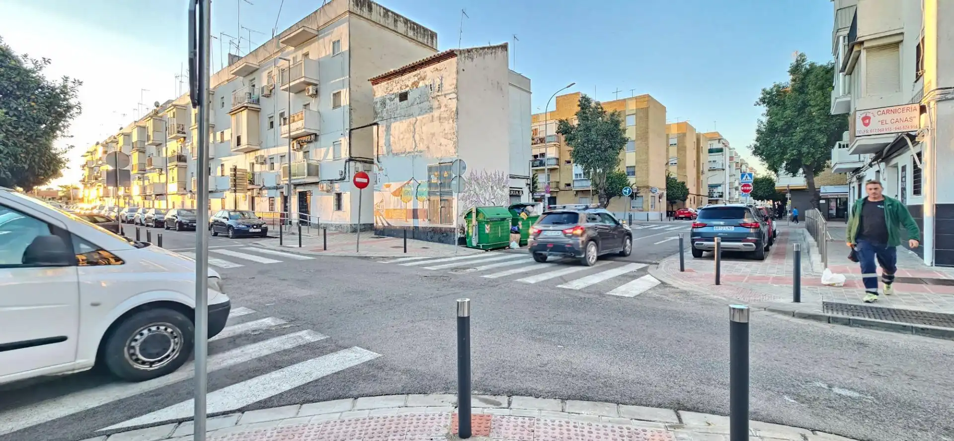 Vista exterior de Piso en venta en Dos Hermanas con Aire acondicionado, Calefacción y Terraza