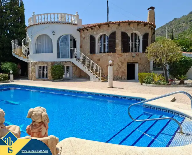 Chalet con piscina en venta en Canuta, imagen 2