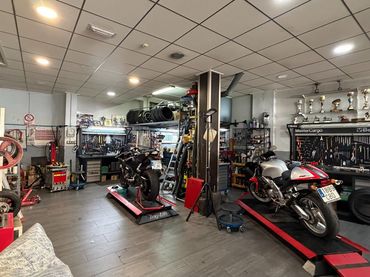 Locale commerciale in vendita a cervantes