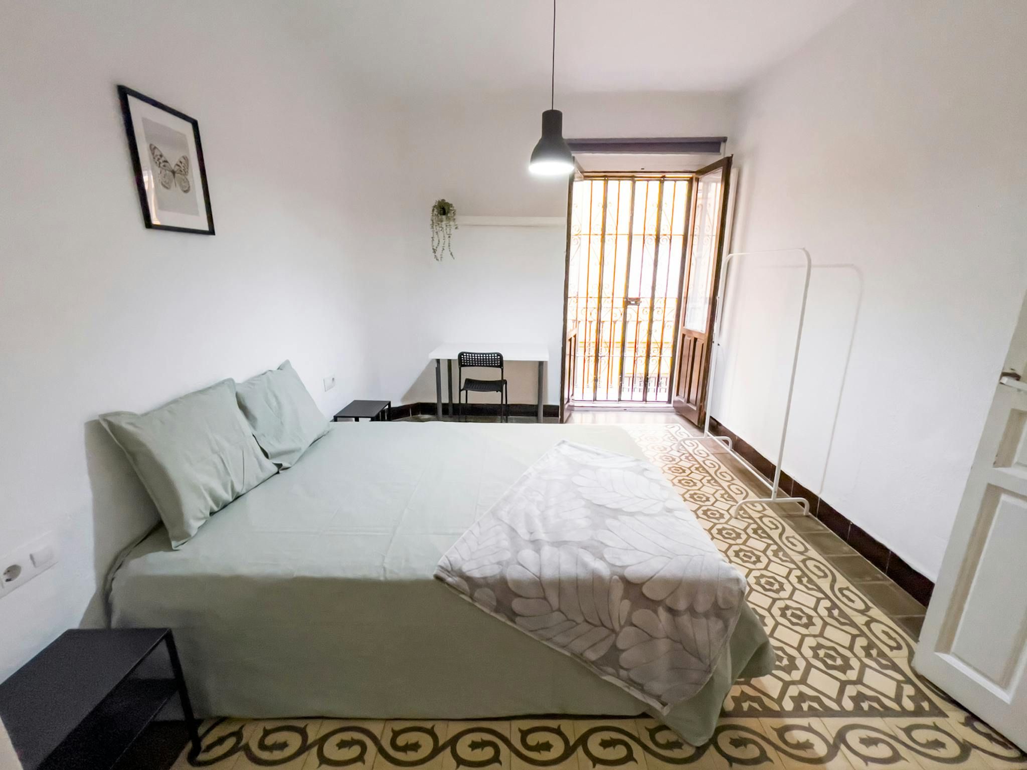 Bedroom of Flat to share in  Sevilla Capital  with Air Conditioner, Heating and Furnished