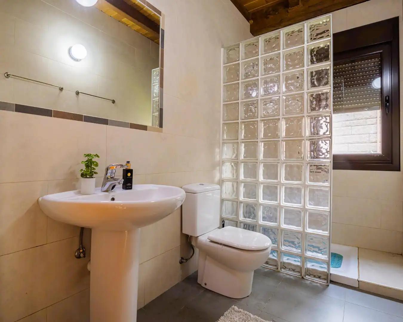 Baño de Casa o chalet en venta en Padrenda con Calefacción, Jardín privado y Terraza