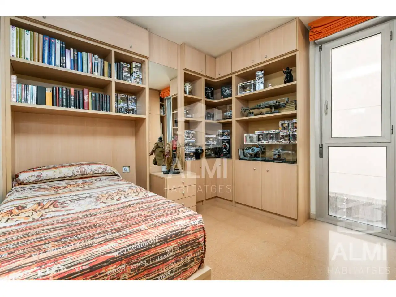 Schlafzimmer von Wohnung zum Verkauf in Barcelona mit Klimaanlage, Heizung und Parkett