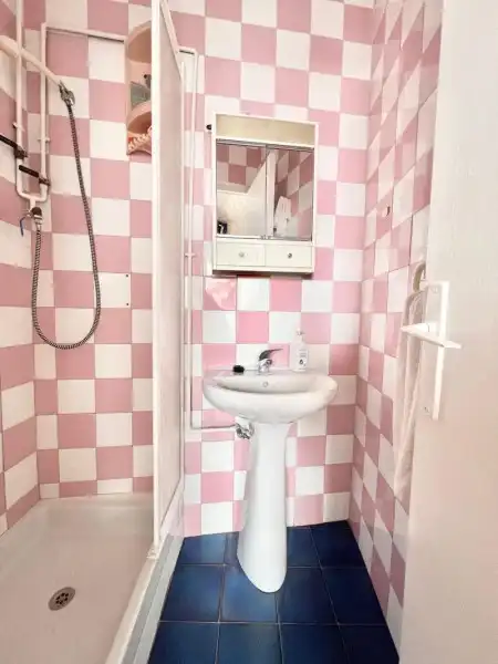 Bany de Casa o xalet en venda en Málaga amb Aire condicionat, Terrassa i Moblat