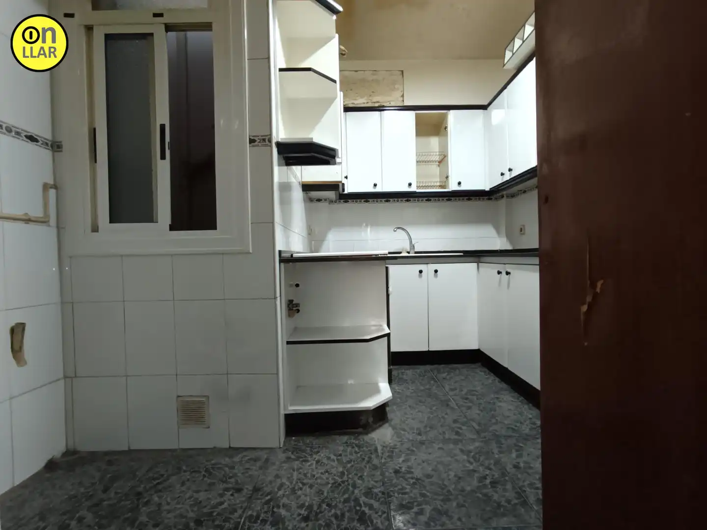 Cocina de Piso en venta en Parets del Vallès con Terraza y Balcón