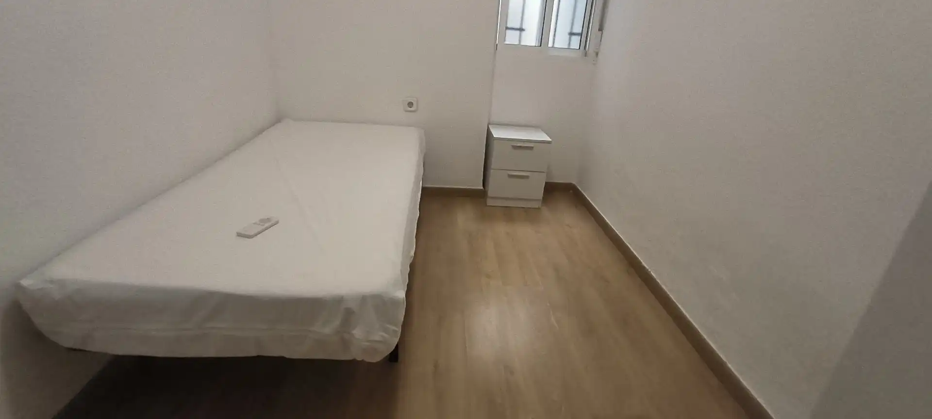 Bedroom of Flat for sale in Almería  with Air Conditioner, Furnished and Oven