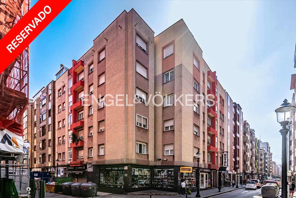 Exterior view of Apartment for sale in Gijón   with Heating and Parquet flooring