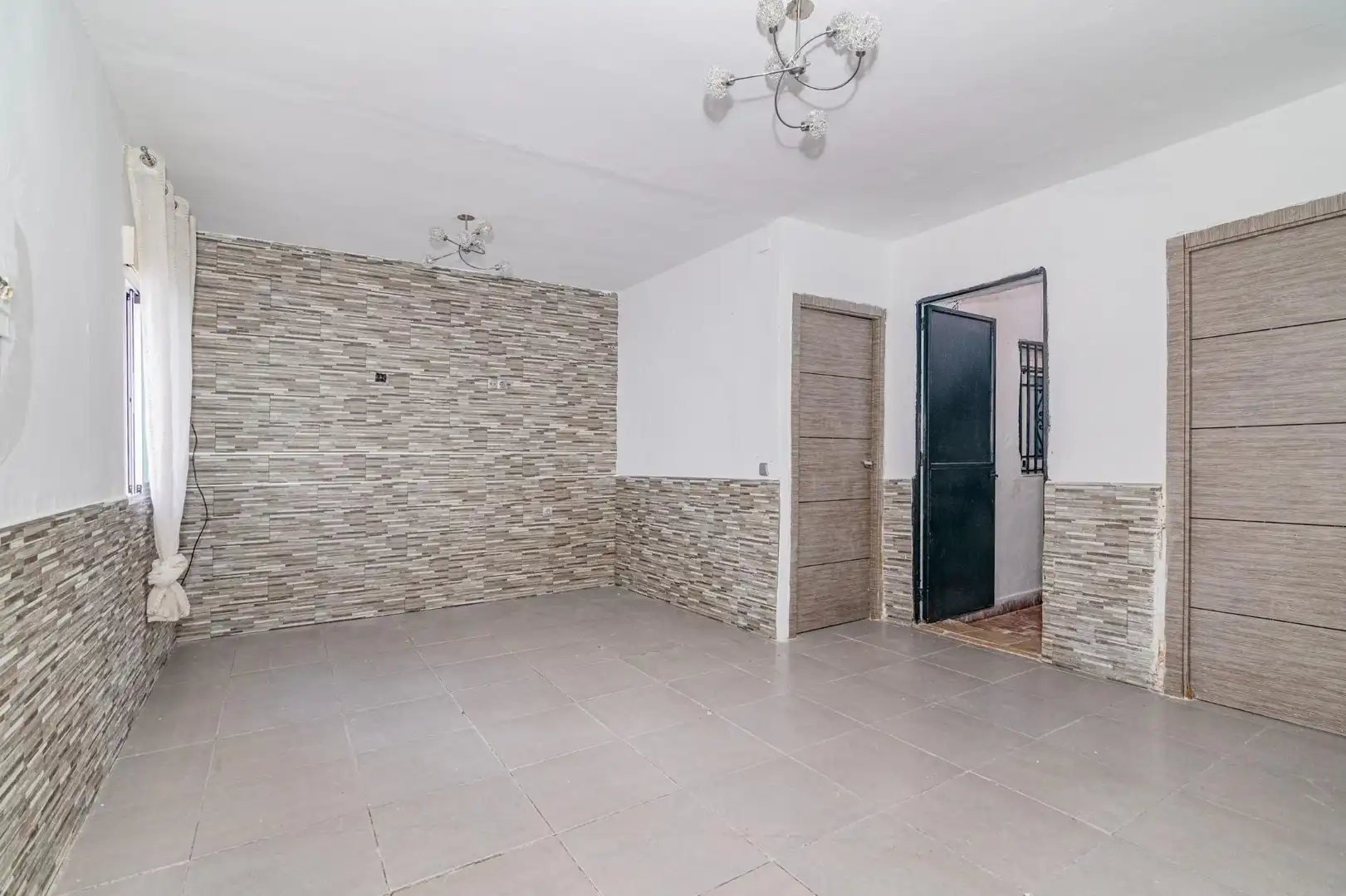 Detached homes for sale in Granada