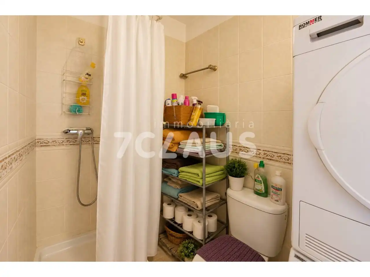 Baño de Piso en venta en Canillo con Calefacción, Parquet y Trastero