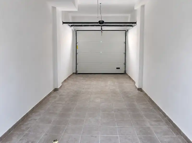 Piso en venta en Churriana de la Vega con Terraza y Trastero