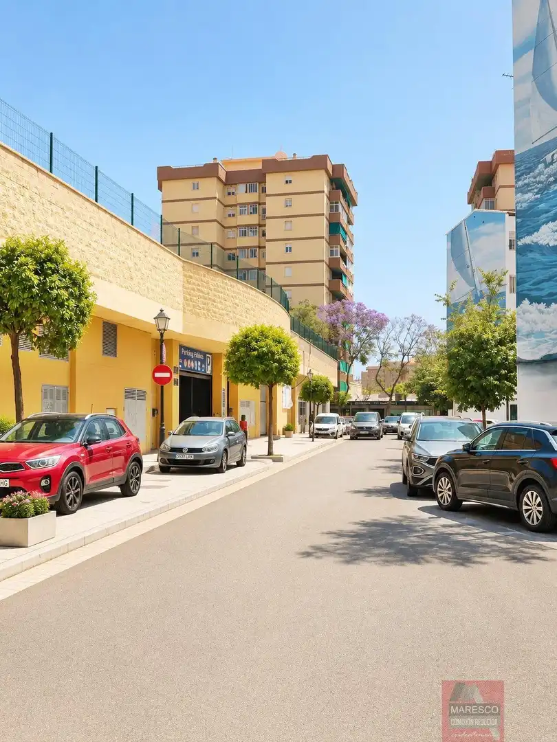 Exterior view of Flat for sale in Fuengirola  with Air Conditioner