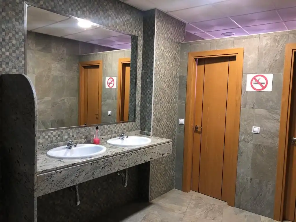 Badezimmer von Büro zur Miete in Este - Alcosa- Torreblanca