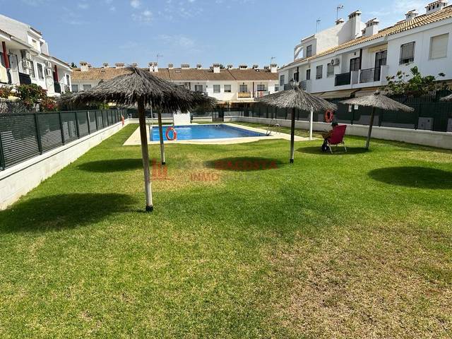 Casa-chalet en Alquiler en Avenida del El Terrón en La Antilla