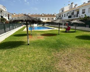 Swimming pool of House or chalet to rent in La Antilla