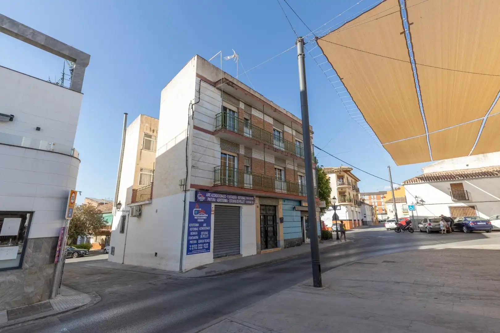 Exterior view of Buildings for sale in La Zubia