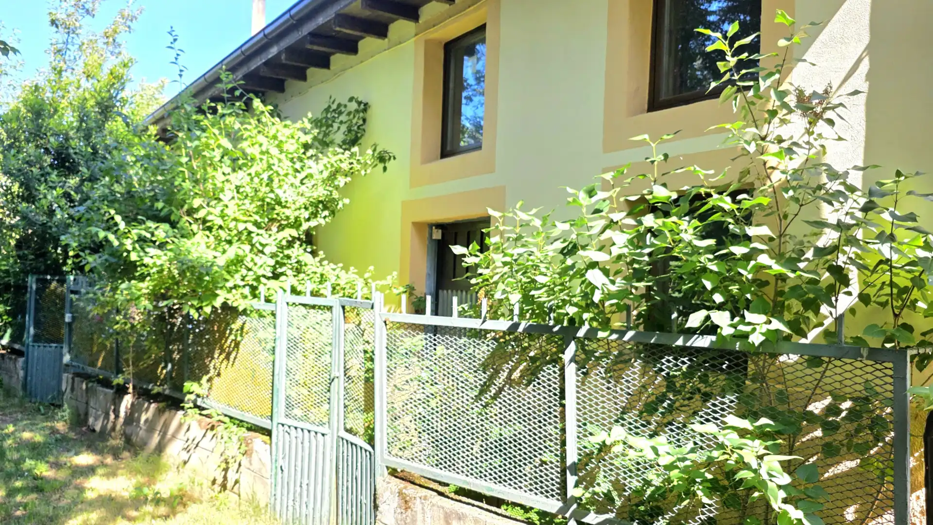 Jardín de Casa o chalet en venta en Cervera de Pisuerga con Calefacción y Jardín privado