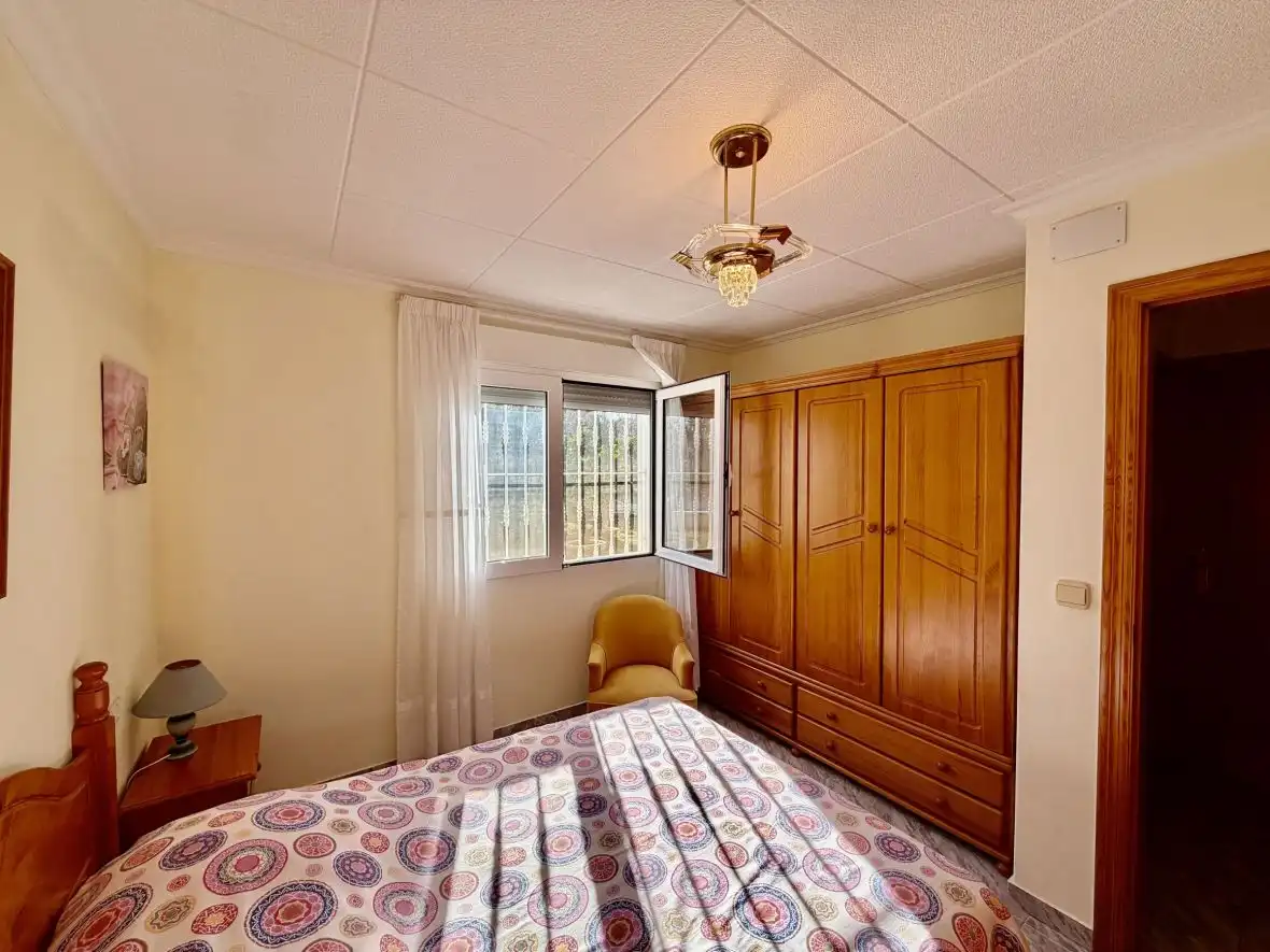Schlafzimmer von Haus oder Chalet zum Verkauf in Elche / Elx mit Klimaanlage, Terrasse und Schwimmbad
