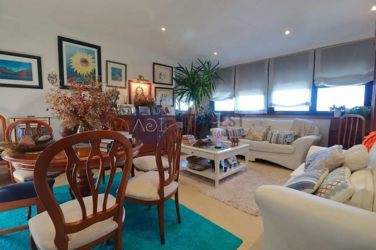 Casa o chalet en venta en Rua Castañal, Cabral - Candeán