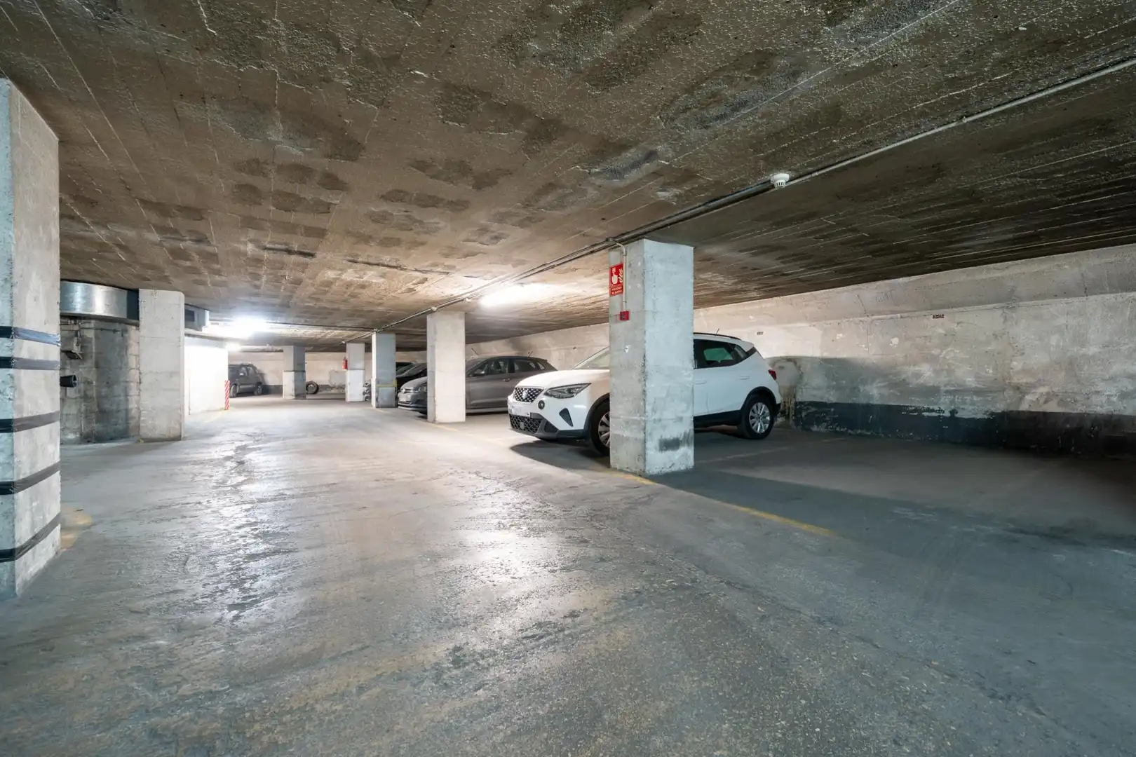 Parking of Flat for sale in  Palma de Mallorca  with Air Conditioner, Heating and Parquet flooring