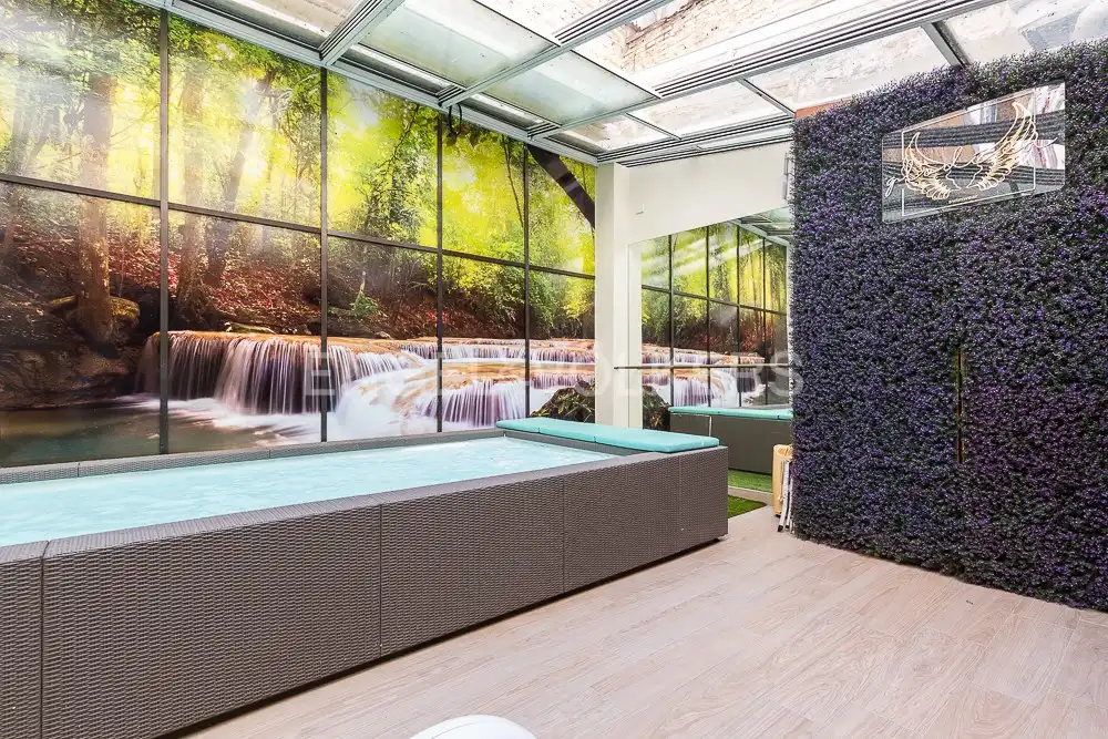 Piscina de Apartament de lloguer en Valencia amb Aire condicionat, Calefacció i Terrassa