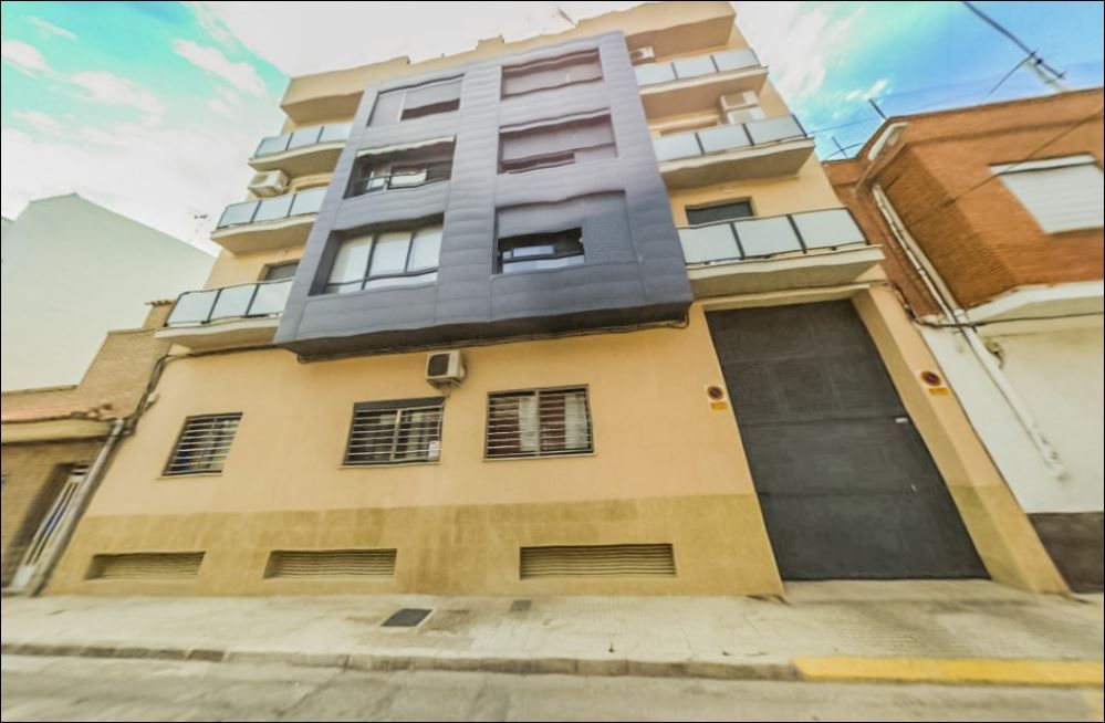 Vista exterior de Trastero en venta en Sagunto / Sagunt