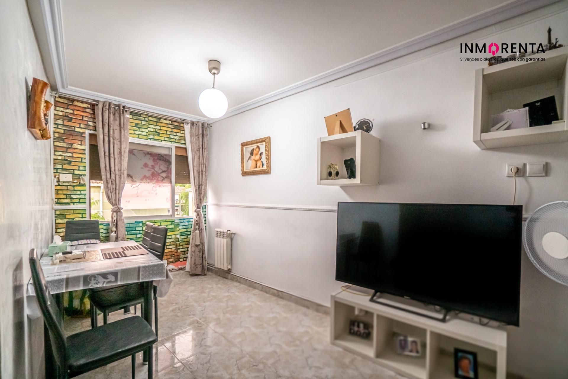 Sala de estar de Piso en venta en  Madrid Capital con Aire acondicionado y Calefacción