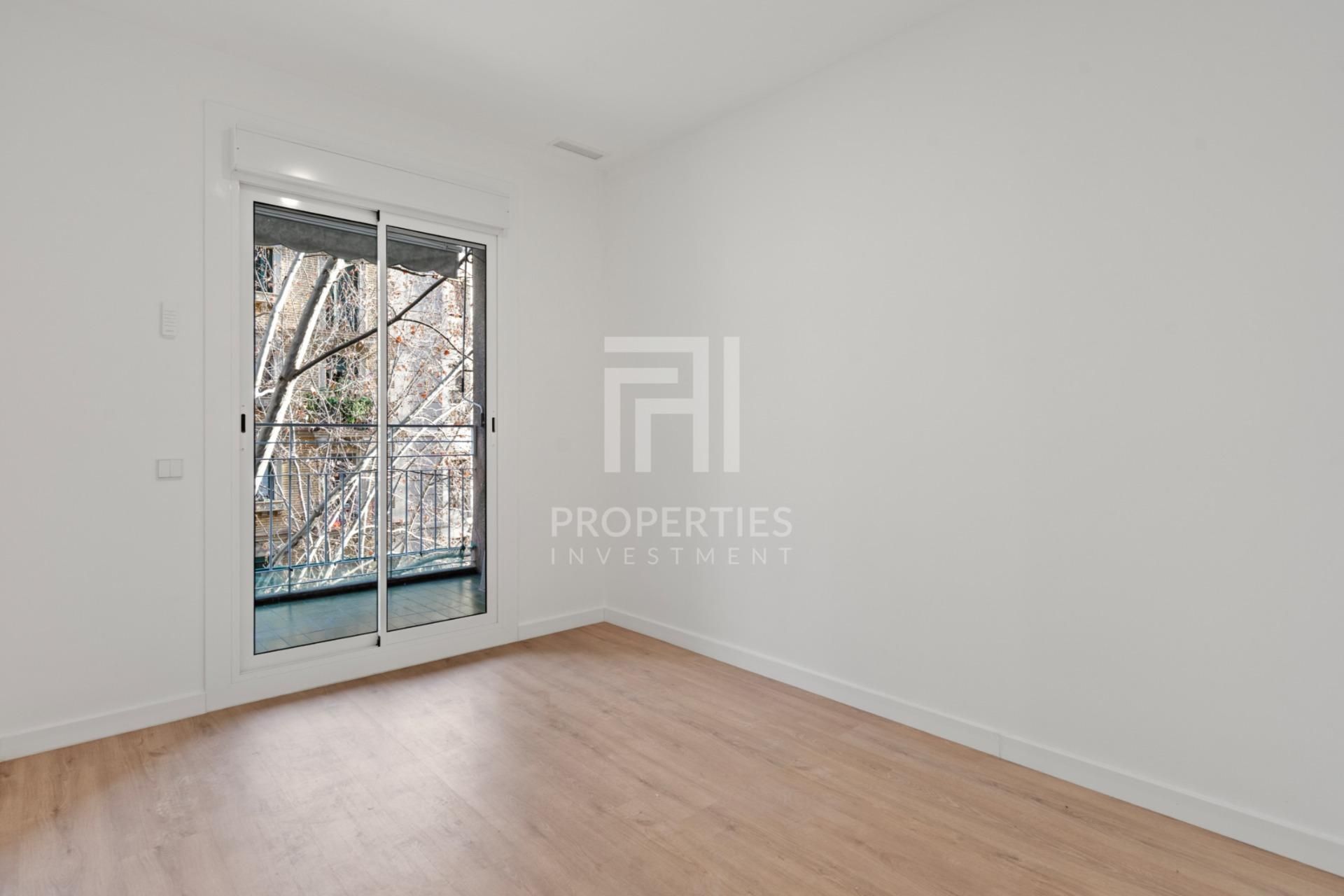 Dormitori de Pis en venda en  Barcelona Capital amb Aire condicionat, Parquet i Terrassa