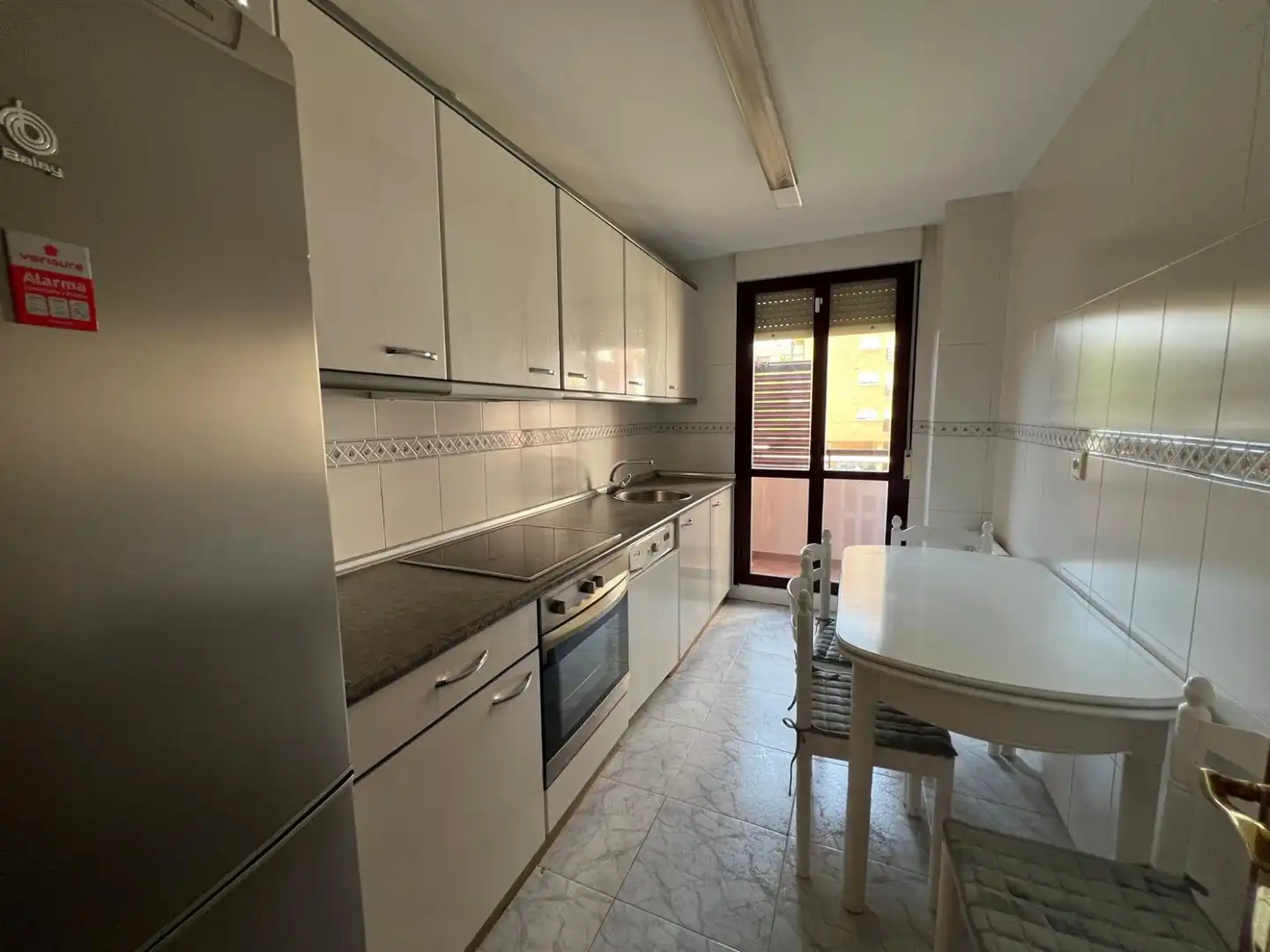Cocina de Piso en venta en  Logroño con Calefacción, Terraza y Balcón