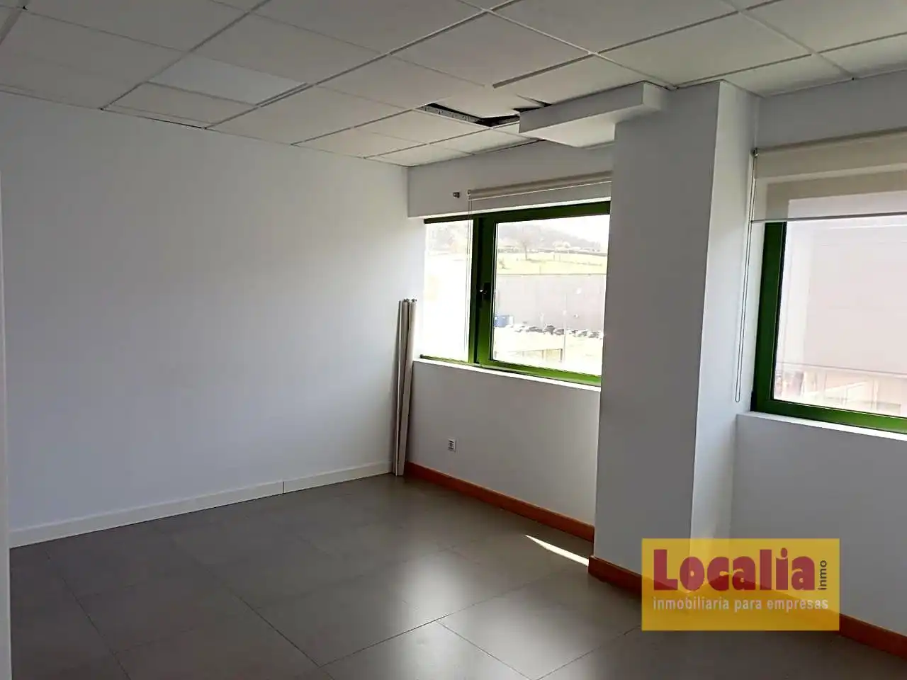 Oficina de alquiler en Torrelavega 
