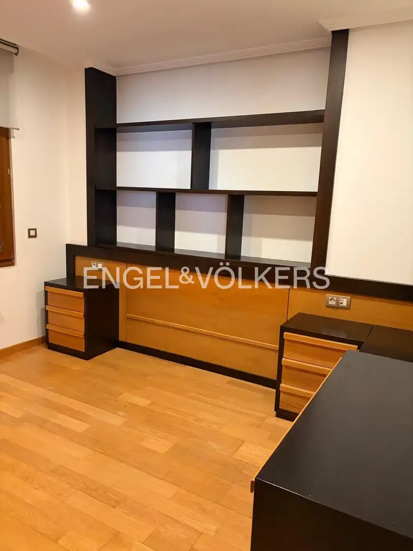 Flat for rent in Madrid  with Air Conditioner, Heating and Parquet flooring