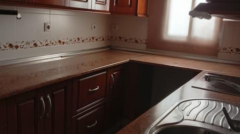 Foto 3 de Casa o chalet de alquiler en Benacazón, Sevilla