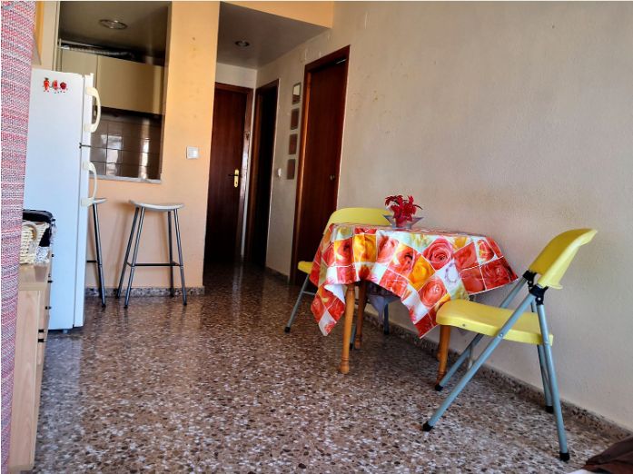 Estudi de lloguer en  Valencia Capital amb Moblat, Forn i Rentadora