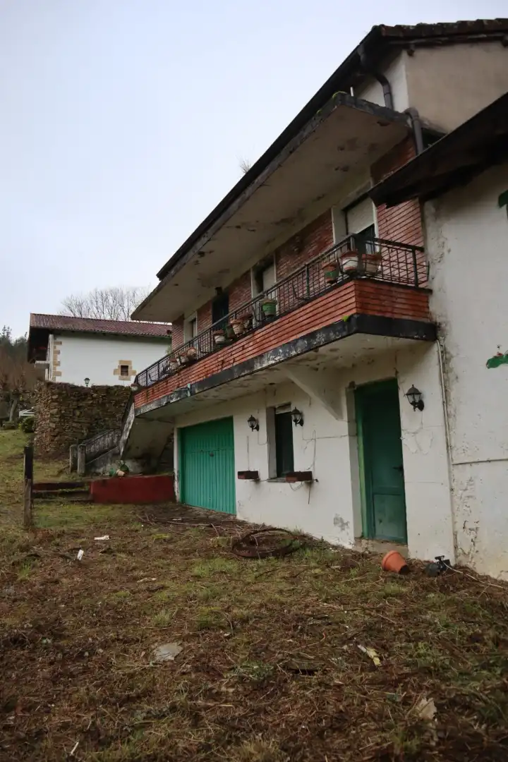 Country house zum Verkauf in Morga