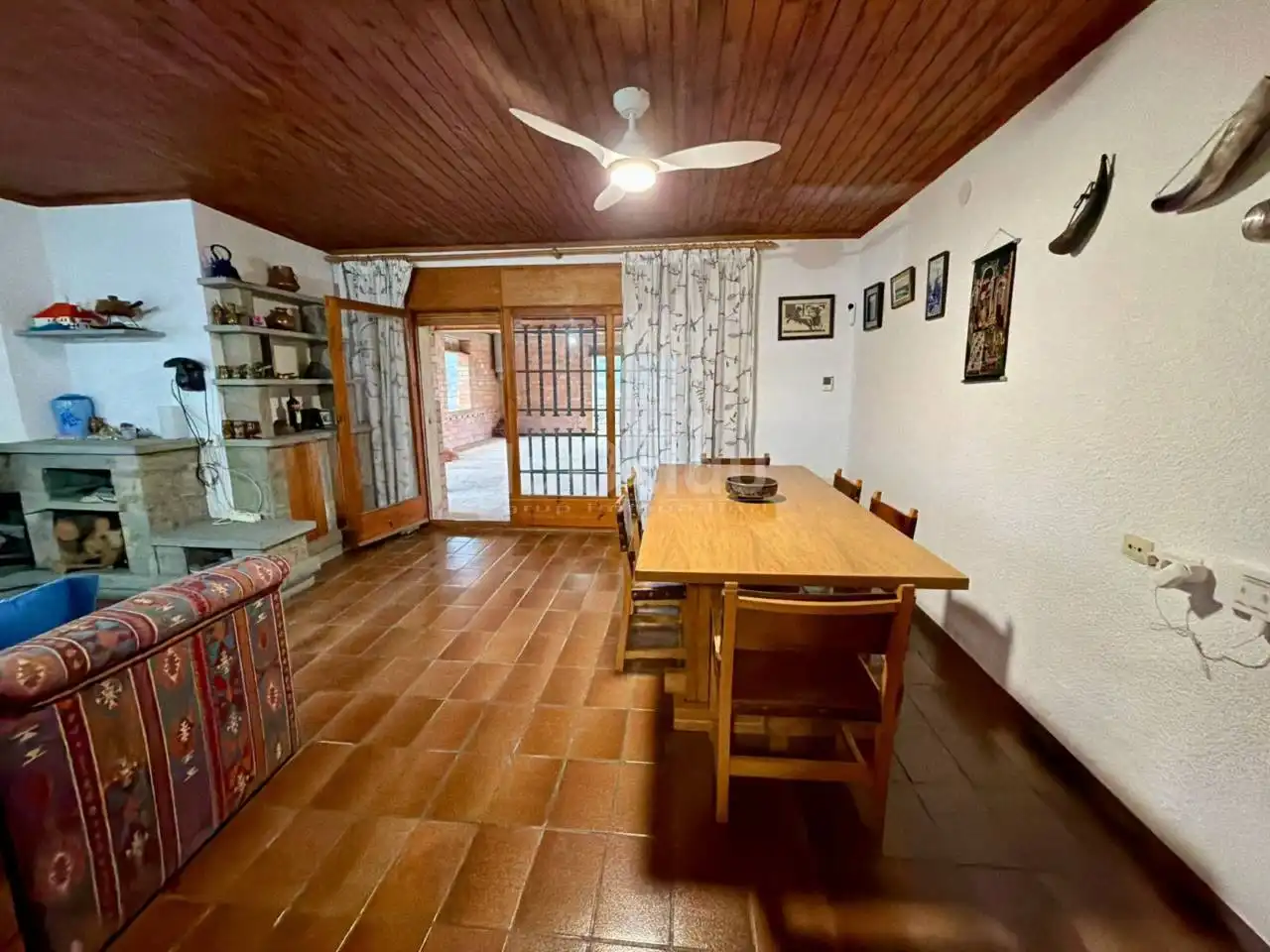 Menjador de Casa o xalet en venda en Tavèrnoles amb Jardí privat i Terrassa