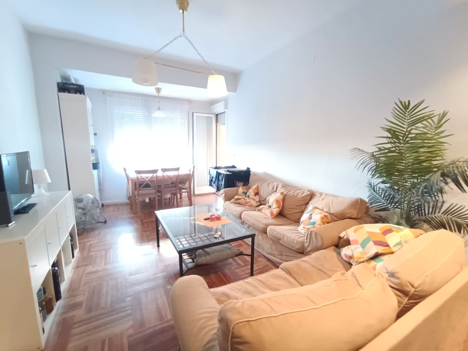 Sala de estar de Piso para compartir en  Madrid Capital con Aire acondicionado, Calefacción y Terraza