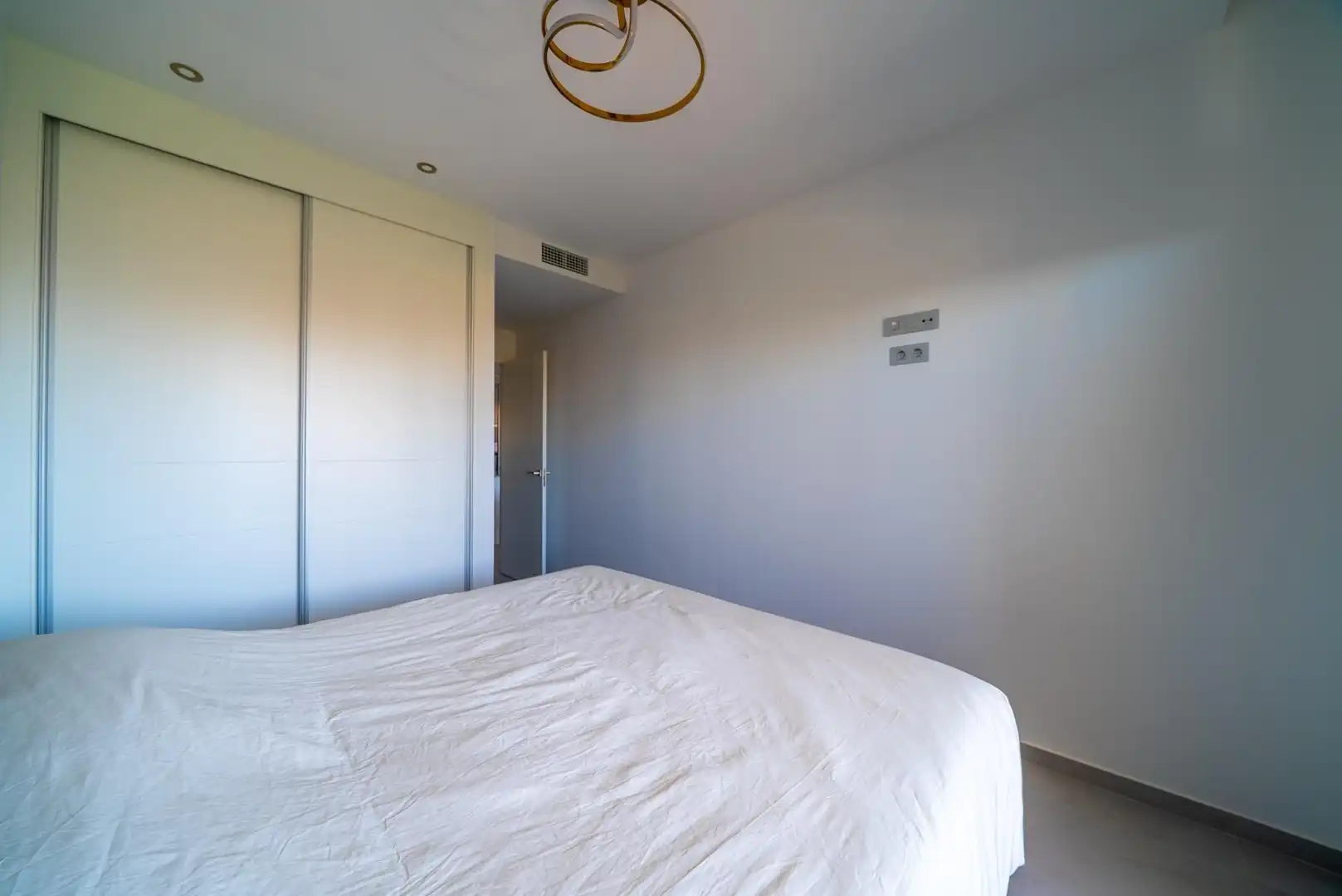 Apartamento con piscina en venta en Calle Calle Presidente Adolfo Suárez, 14, imagen 12