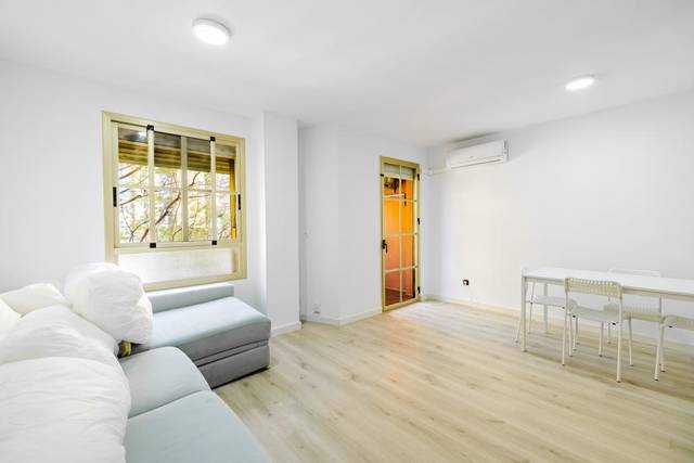Piso en Venta en Calle Nuestra Señora de las Candelas en Puerta Blanca