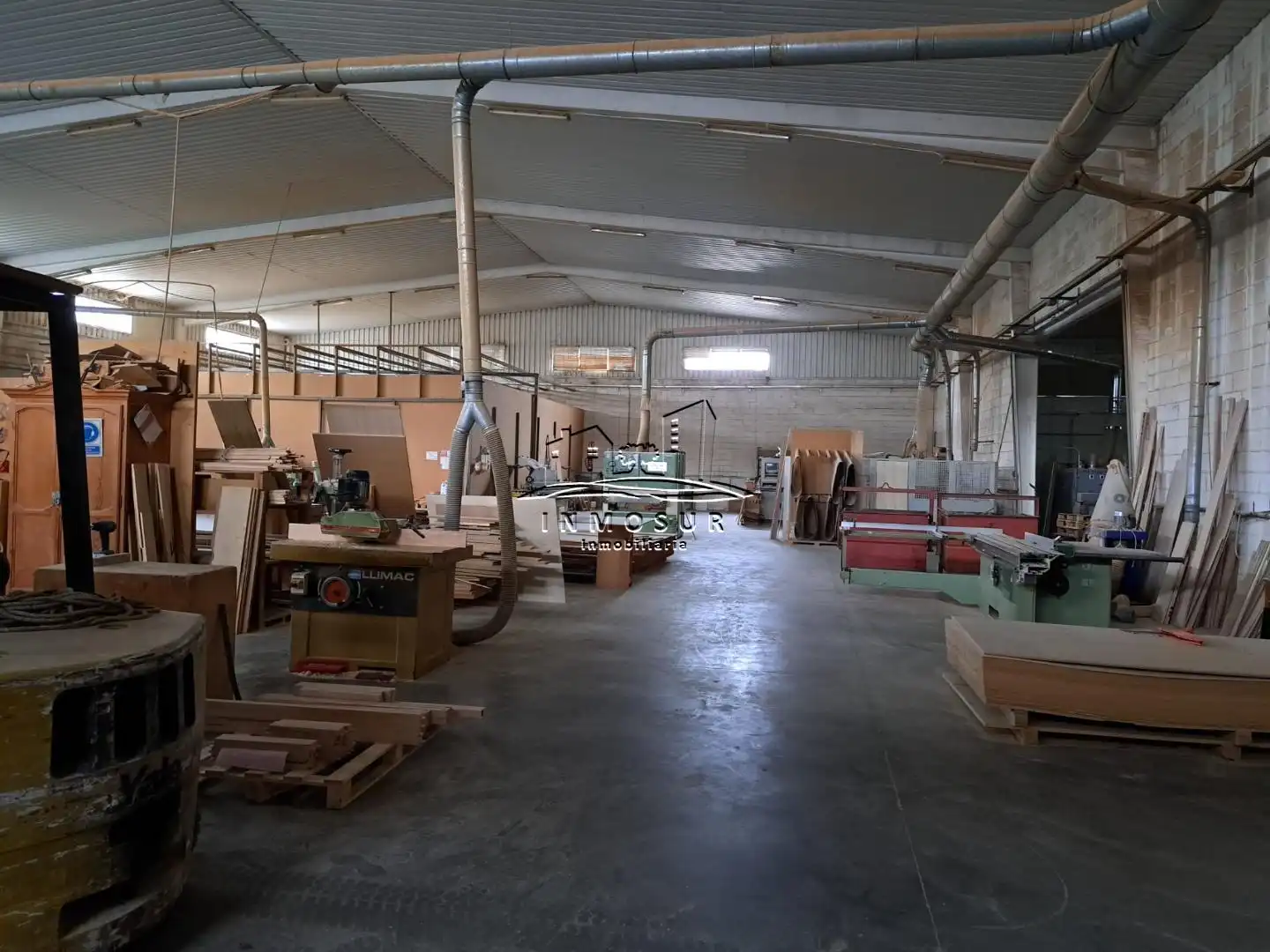 Fabrikhallen zum Verkauf in Lucena