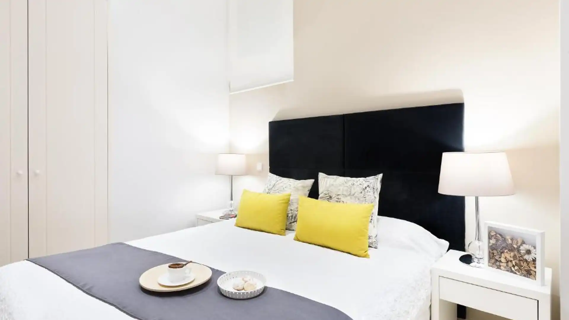 Habitación de Estudio de alquiler en  Valencia Capital con Amueblado y Se aceptan mascotas