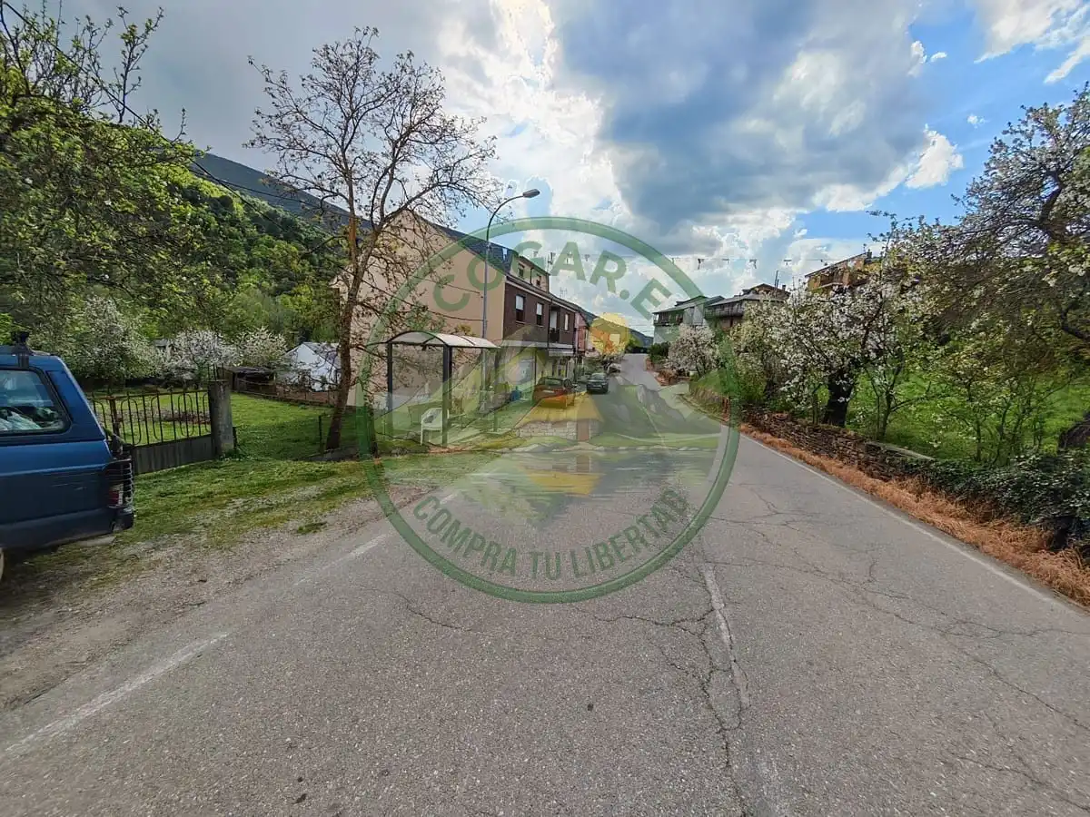 Exterior view of Detached homes for sale in Puente de Domingo Flórez