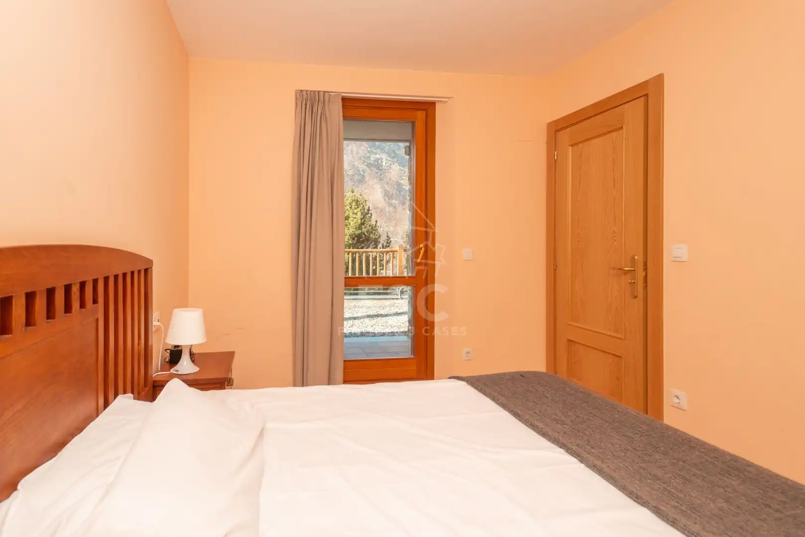 Dormitori de Planta baixa en venda en Canillo amb Calefacció, Parquet i Terrassa