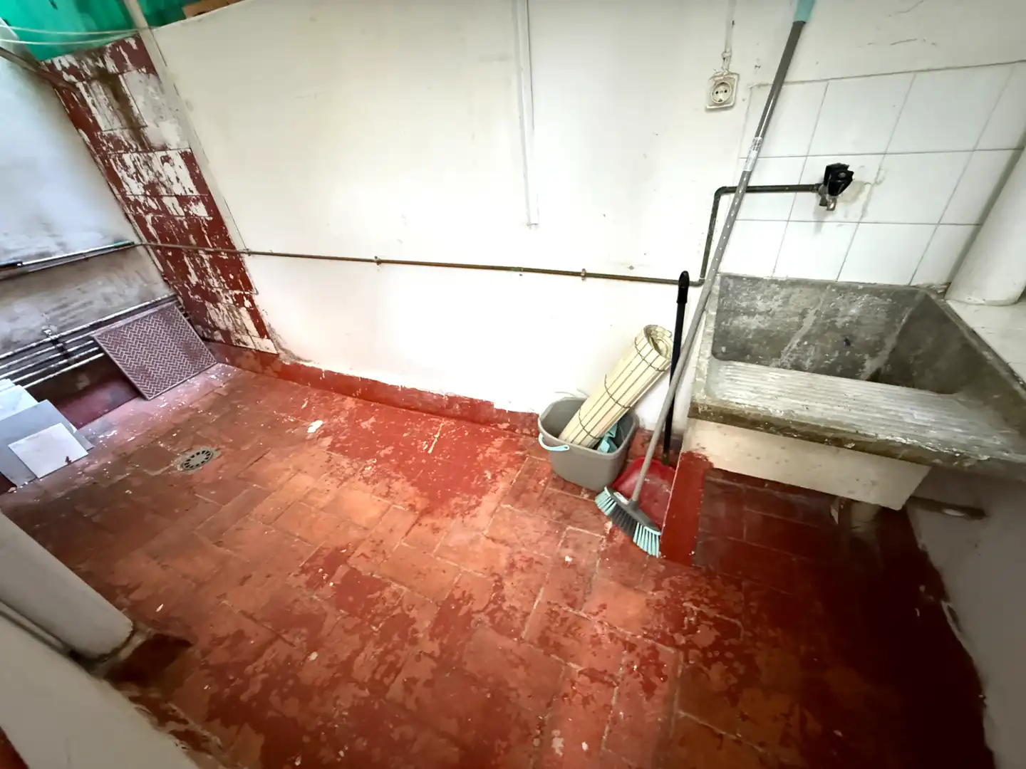 Wohnung zum Verkauf in Barcelona mit Parkett und Alarm