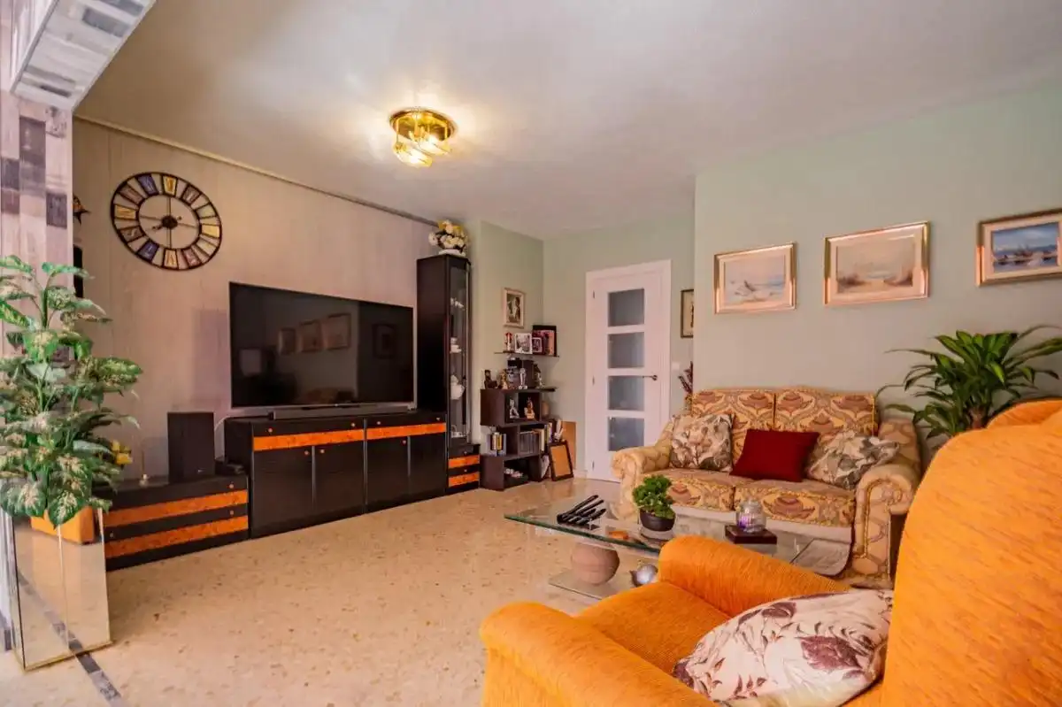 Living room of Flat for sale in Benidorm  with Air Conditioner, Heating and Private garden