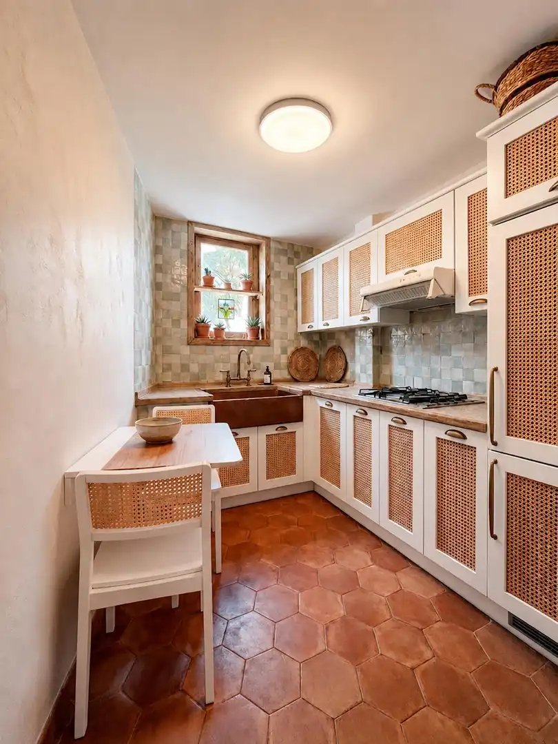 Kitchen of Flat for sale in Casco Antiguo